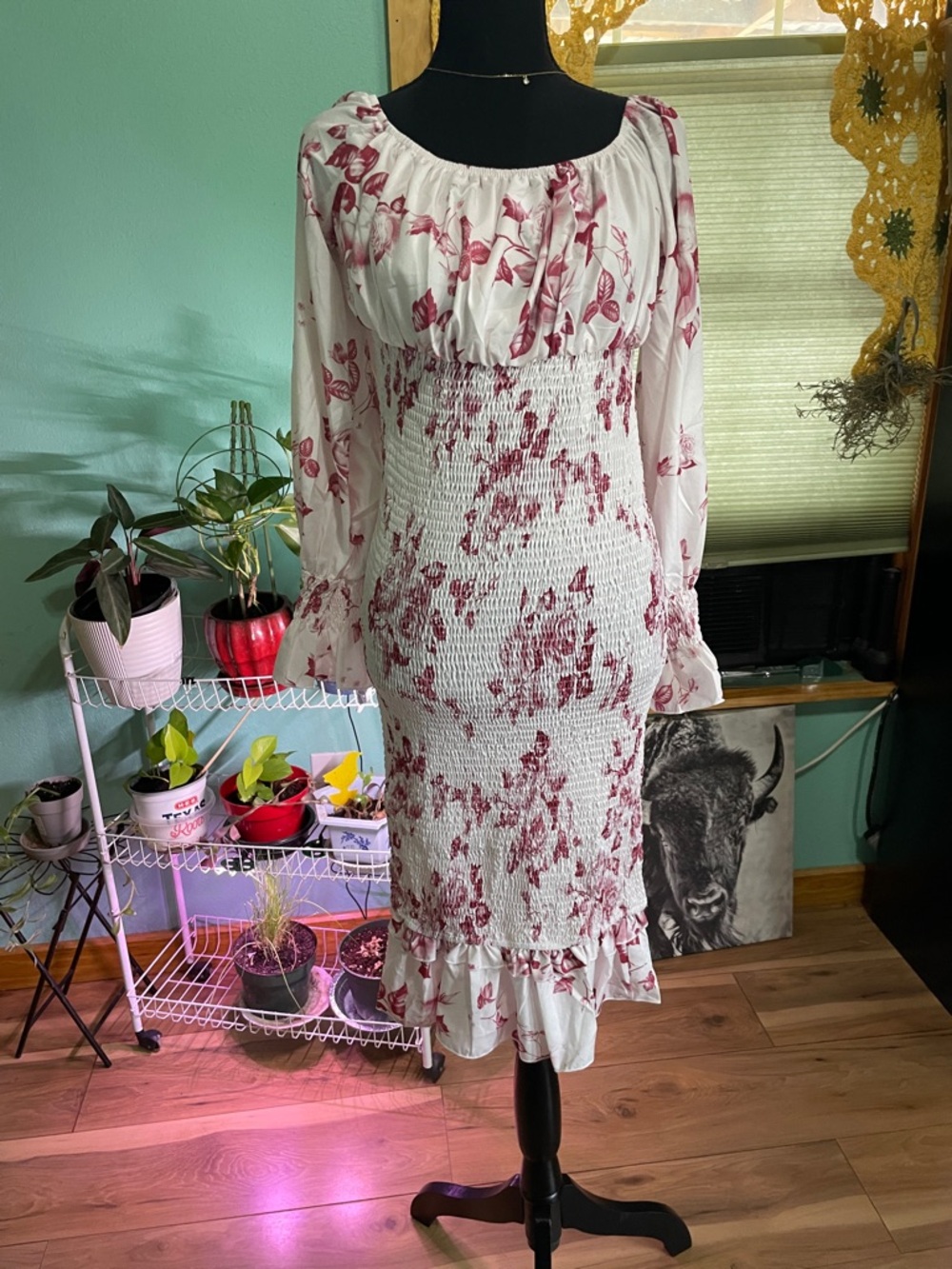 Source Unknown White Midi Dress with Dusty Rose Floral Print